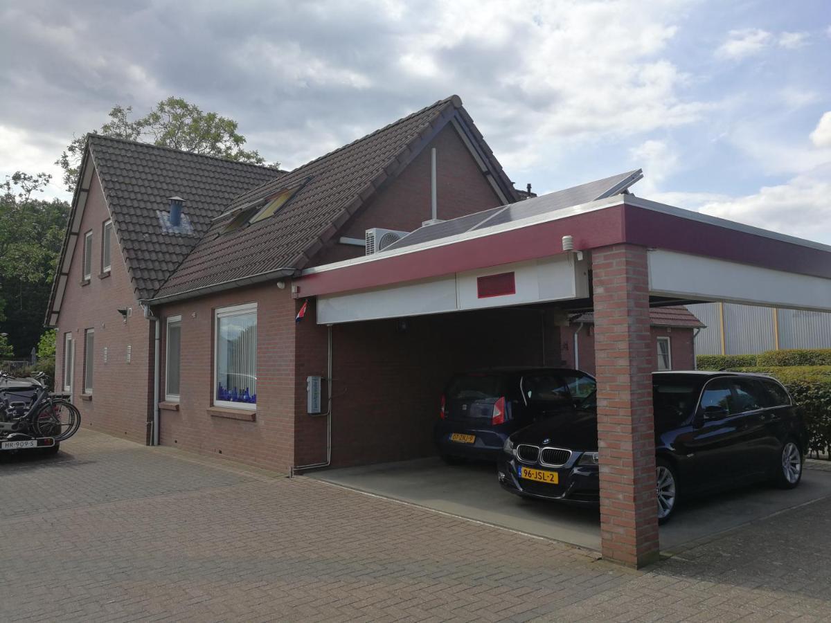 B & B Leudal Haelen Exteriör bild