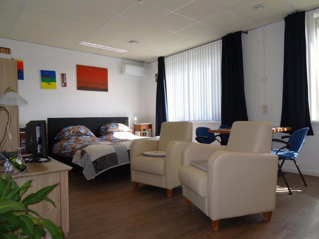 B & B Leudal Haelen Exteriör bild