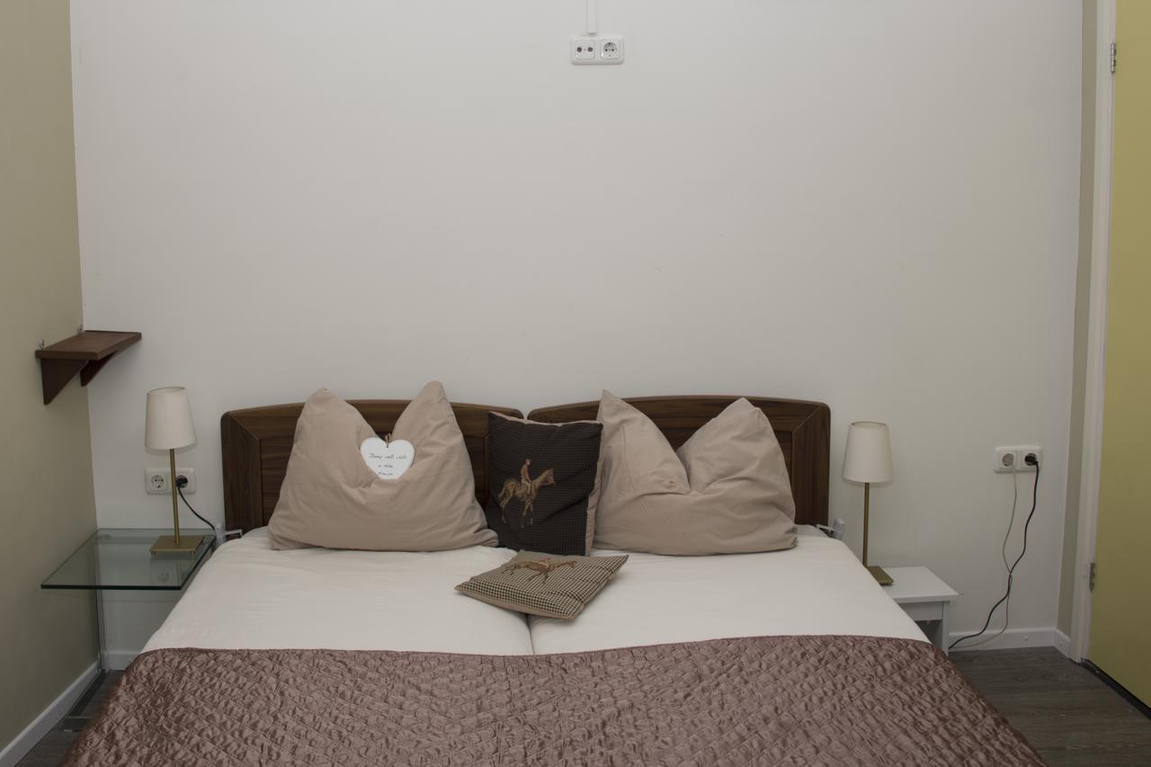 B & B Leudal Haelen Exteriör bild