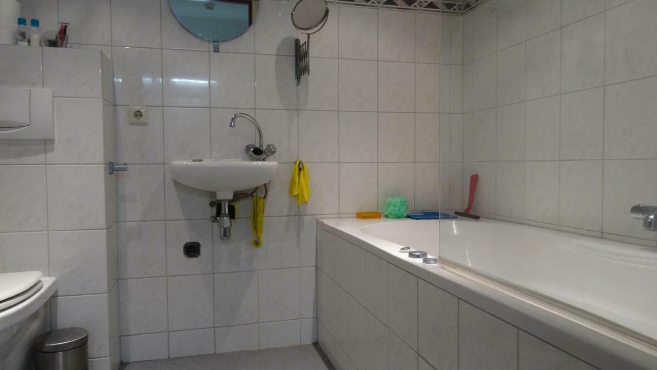 B & B Leudal Haelen Exteriör bild